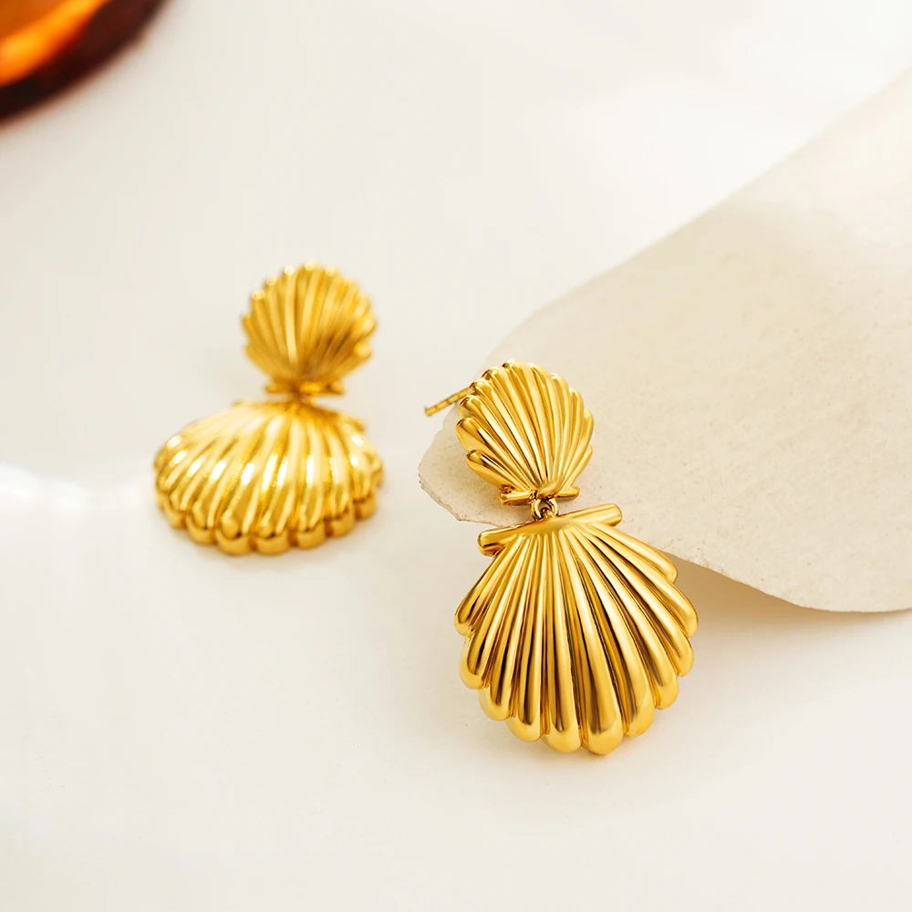 Brinco Concha Golden
